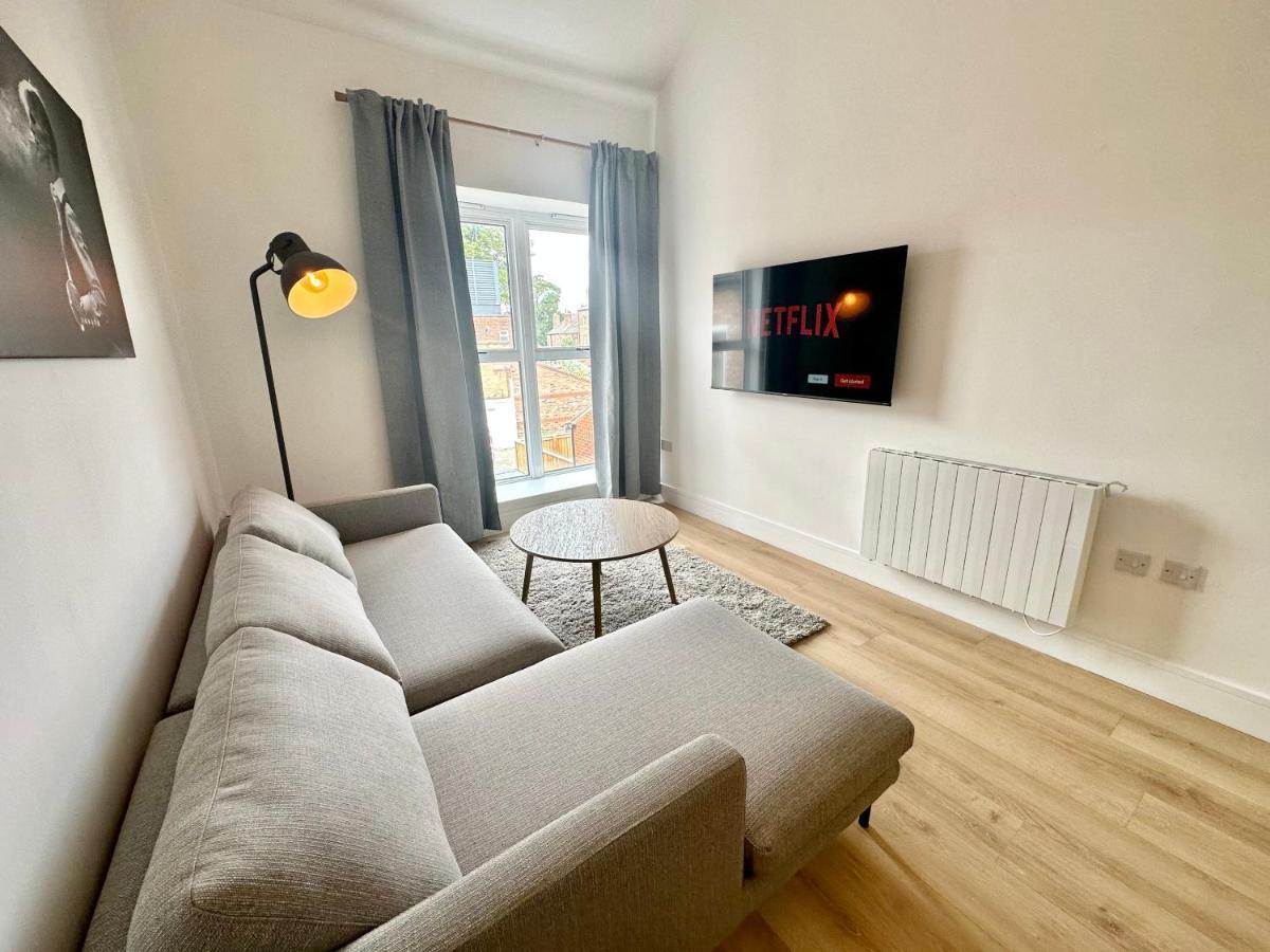 Fountain Apartment No 2 With Free Parking York Buitenkant foto